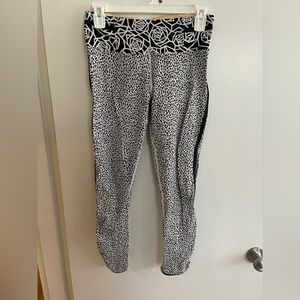 Lululemon cropped leggings